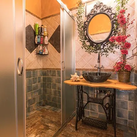 King Lux - Top Location - Massage - Garden! Appartement Sofia