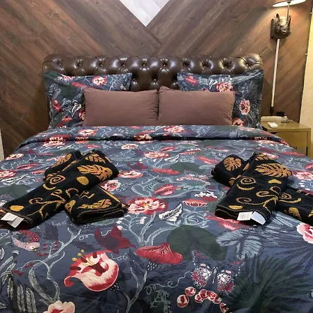 King Lux - Top Location - Massage - Garden! Apartament